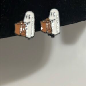 Adorable trick-or-treating ghost clip on earrings